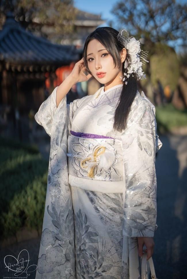 雨波_HaneAme – NO.303 Original 2024 New year Silver Kimono（银钿和服 – 2024新年）[33P-86M]