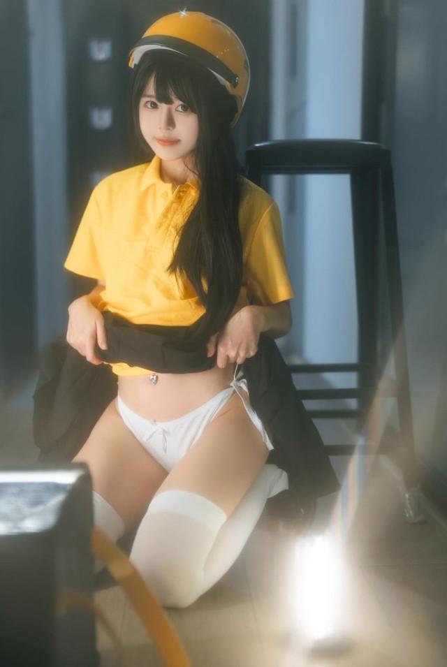 rua阮阮 – NO.11 外卖员 [40P-704M]